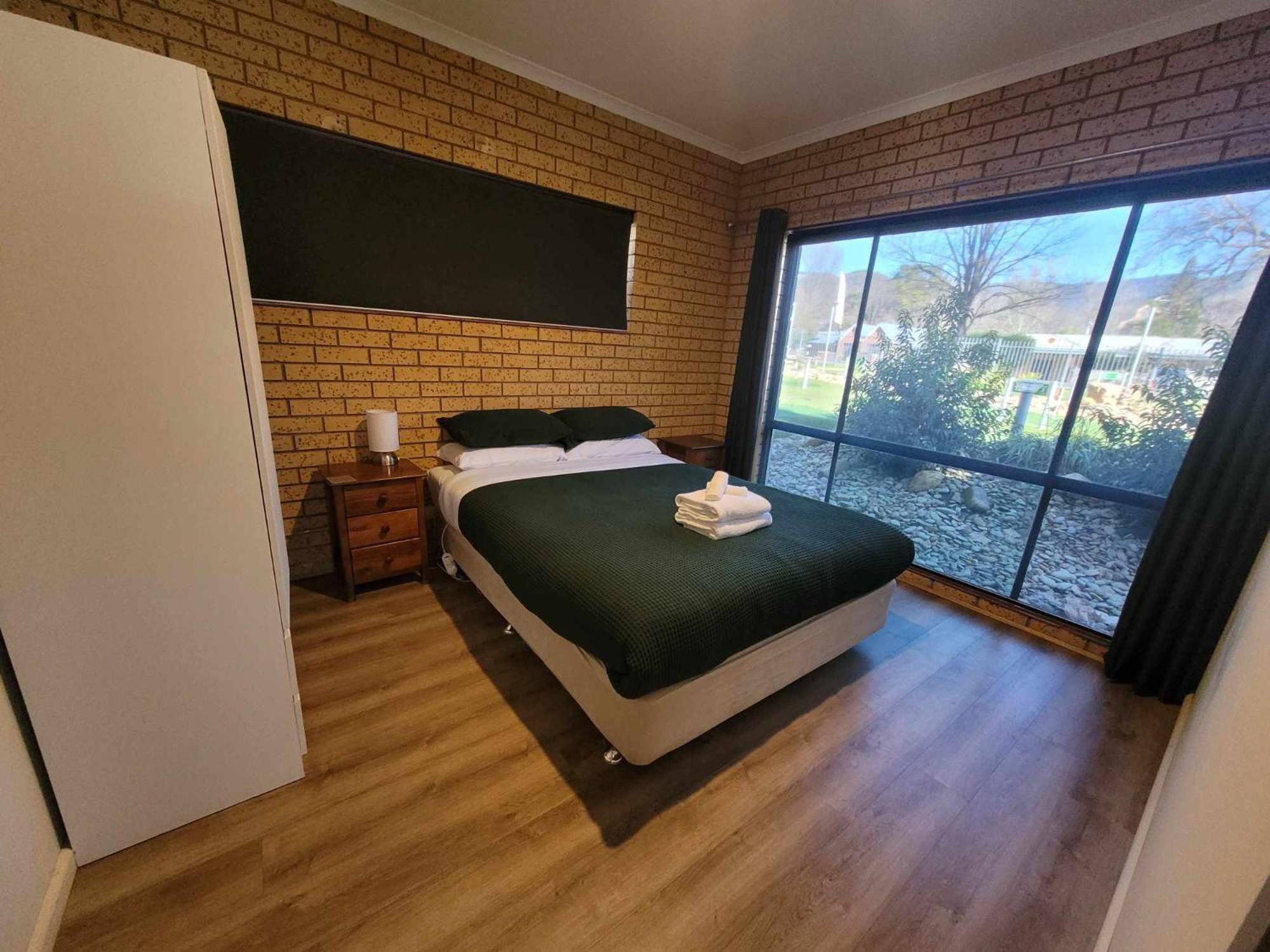 The Bright Motor Inn Экстерьер фото