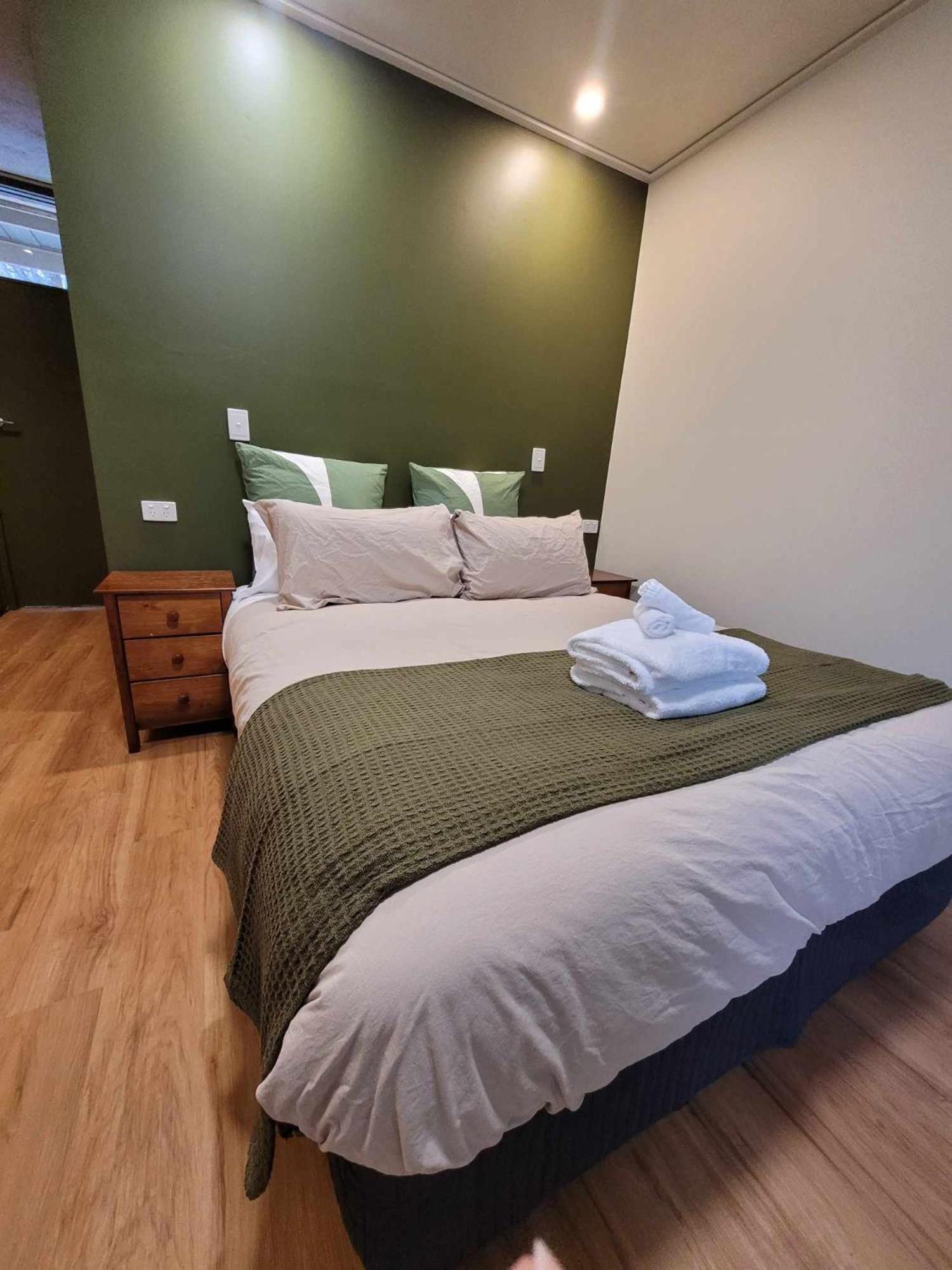 The Bright Motor Inn Экстерьер фото